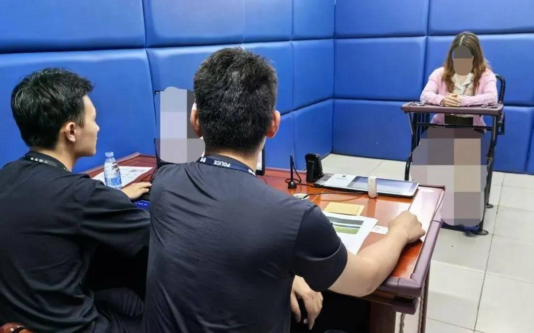 皇冠信用网怎么申请_女子强行伸腿阻止高铁关门皇冠信用网怎么申请,当事人在厦门被查获,已行政拘留