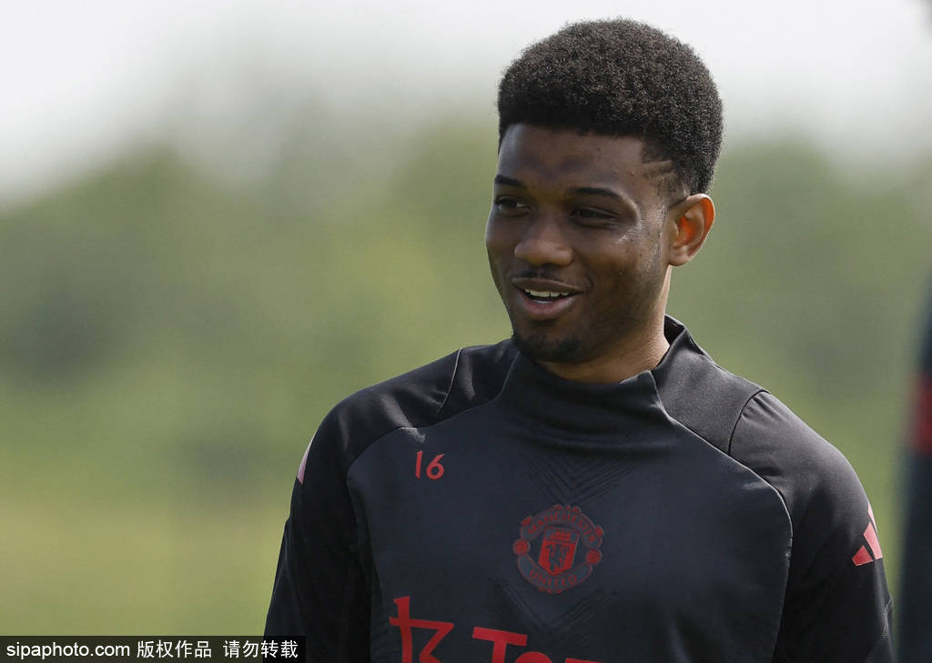 皇冠信用网代理_曼联惊天豪购?曝红魔欲签皇马王牌贝林厄姆皇冠信用网代理,他=新基恩+罗布森合体!