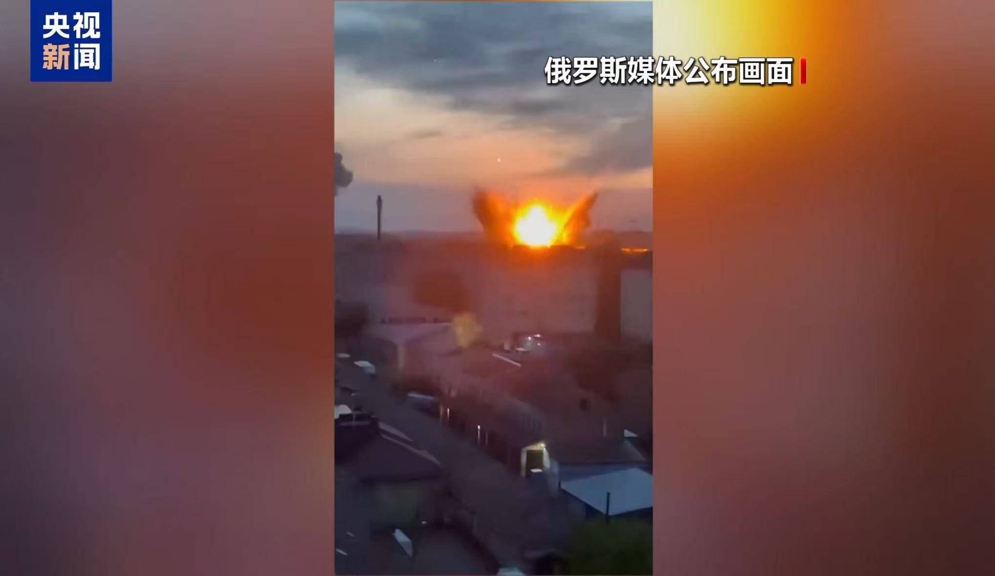 皇冠登1登2登3代理_俄对乌发动最大规模夜间无人机袭击皇冠登1登2登3代理,发射了479架无人机!俄称在乌工业中心继续推进,乌方:与事实完全不符