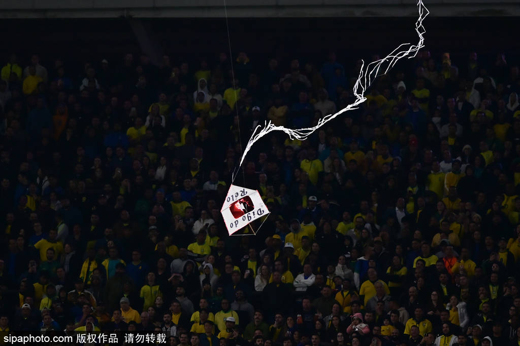 皇冠信用网开通_维尼修斯“泄密”皇冠信用网开通!一句话揭开曼联6千万新援库尼亚的“真实面目”?