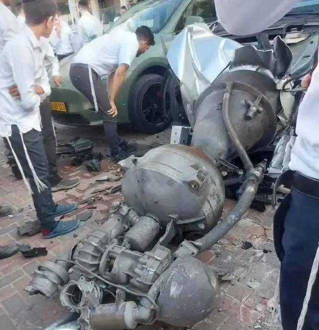 富明尼斯RJ v蔚山_离大谱富明尼斯RJ v蔚山!中国汽车在以色列被伊朗导弹砸中!经过“实战”考验?