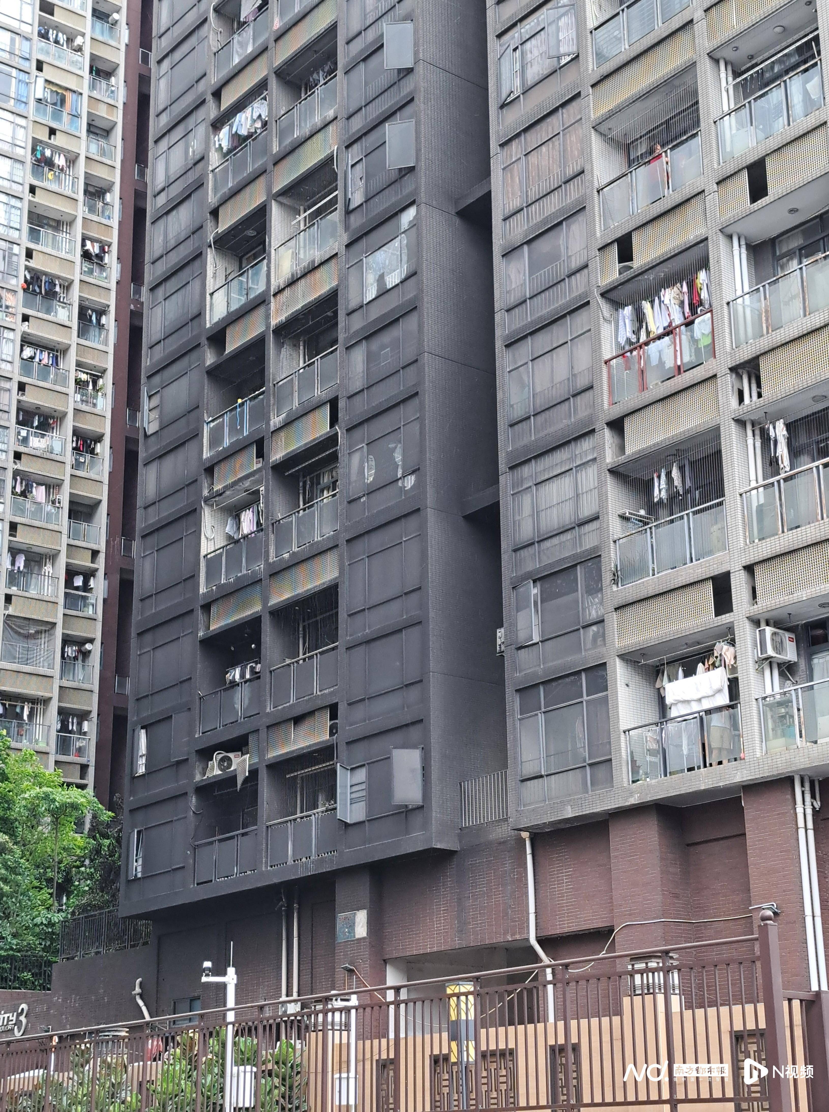 足球甲組聯賽_东莞一小区逾百辆电动自行车烧毁足球甲組聯賽!住户睡梦中被叫醒撤离逃生