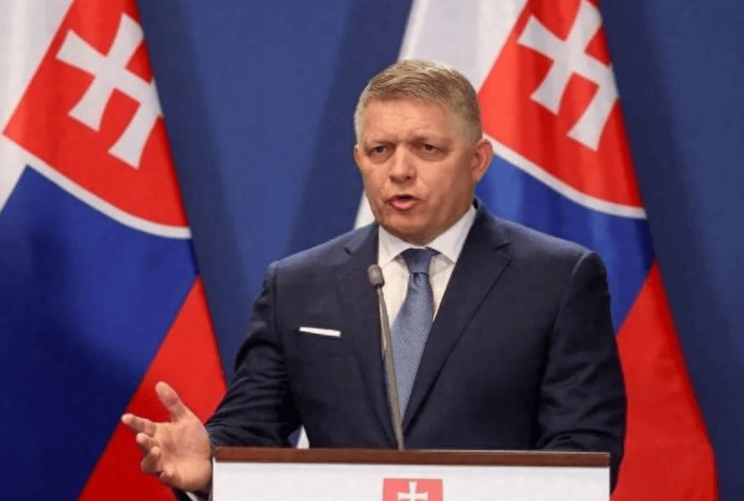 东京养乐多燕子队vs广岛东洋鲤鱼队_北约唯一来华参加抗战胜利80周年的领导人东京养乐多燕子队vs广岛东洋鲤鱼队，临行之前，说了句让欧洲汗颜的话