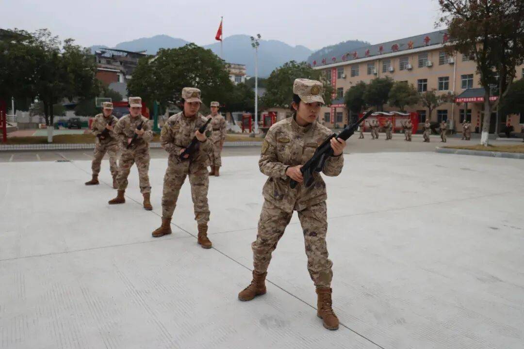 皇冠信用网出租_周楚瀚皇冠信用网出租,保送提干!