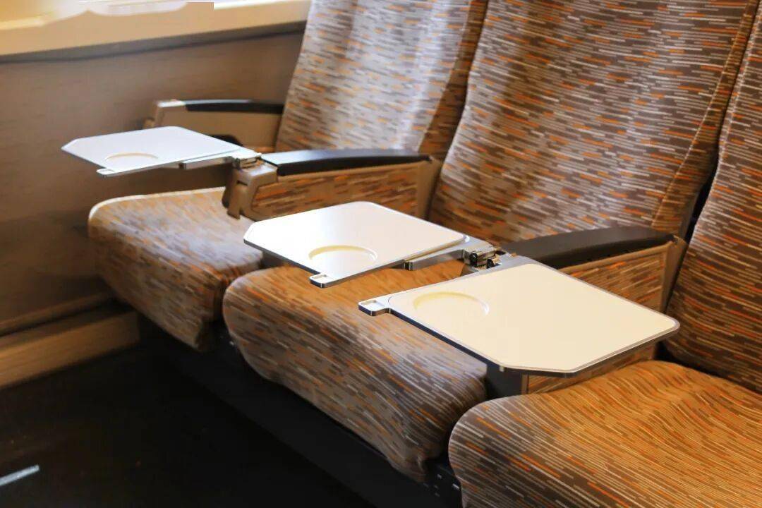 图库姆斯vs 超新星_这趟北京西往返深圳北的列车全是单间图库姆斯vs 超新星,国庆中秋假期加开!