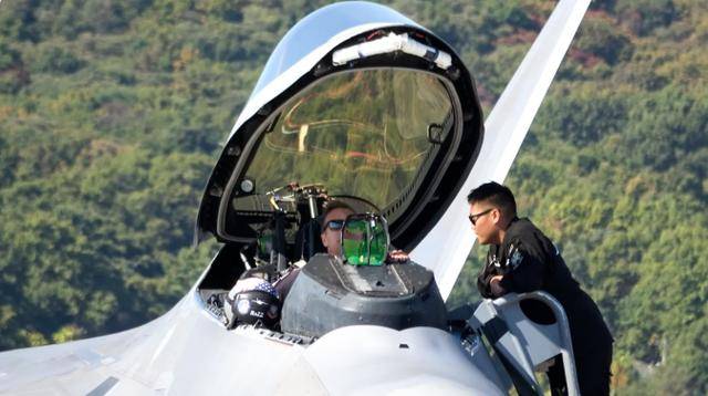 如何代理皇冠信用網
_歼16单枪匹马如何代理皇冠信用網
,击退两架F22?美媒承认:这2点比不过中国