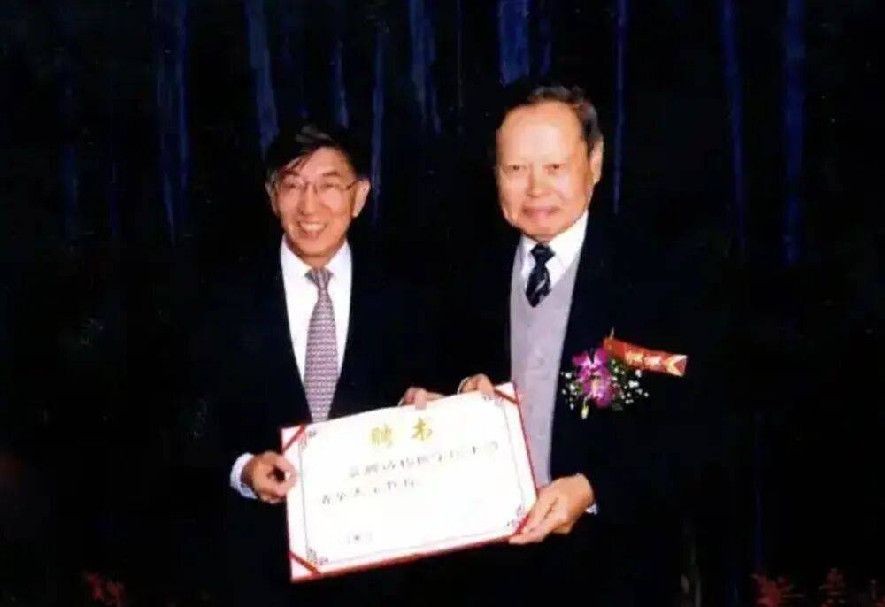 皇冠信用網代理如何申请
_“大先生”千古皇冠信用網代理如何申请
,杨振宁的一生