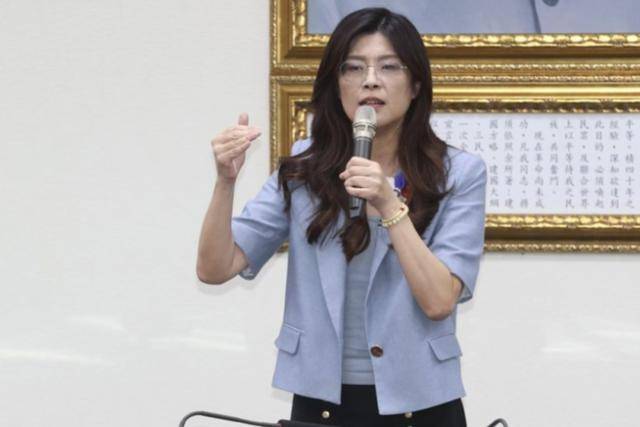 皇冠信用网出租
_国民党惊变!郑丽文掀翻“旧势力”皇冠信用网出租
,两岸迎来最大变数?