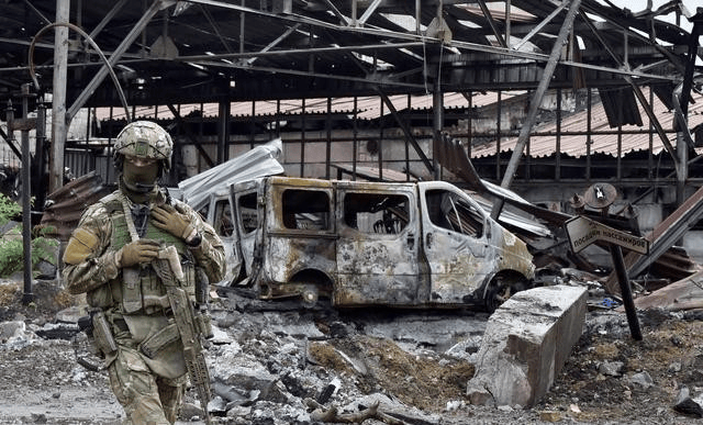 皇冠信用网怎么申请
_五千乌军三面被围皇冠信用网怎么申请
,泽连斯基强迫官兵反击,红军城守军绝望投降,防线濒临崩溃