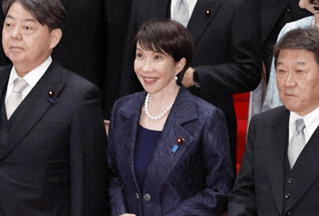 皇冠信用網开户
_高市早苗没想到皇冠信用網开户
,中方直接对日本发“掉脑袋警告”,琉球问题也被摆了上来