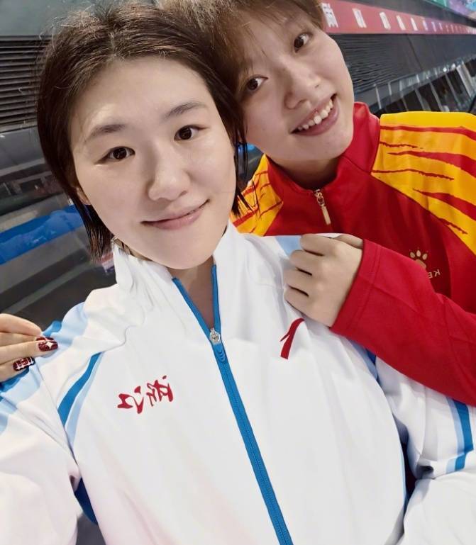 皇冠信用盘会员账号_叶诗文发布长文：严重失眠皇冠信用盘会员账号，内心有太多不舍