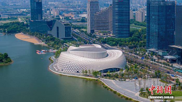 底特律活塞 vs 亚特兰大老鹰_年均引进3万大学生底特律活塞 vs 亚特兰大老鹰，浙江最年轻城区靠什么？