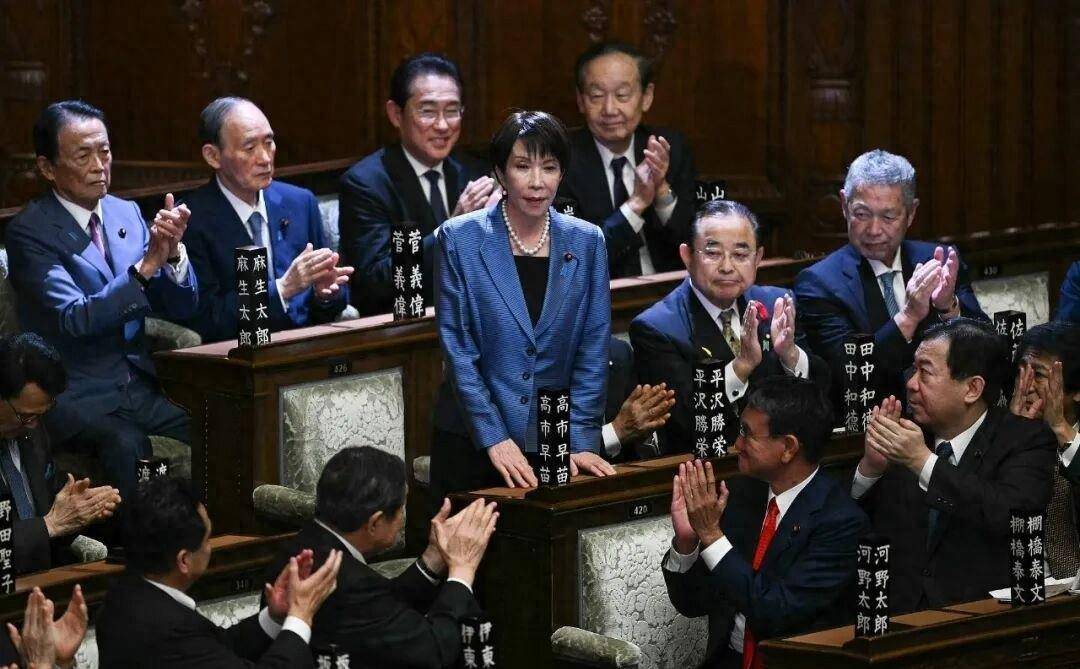 那不勒斯足球_日本放低姿态那不勒斯足球，主动向中国递出“橄榄枝”！特朗普急着撇清关系，中方策略奏效了