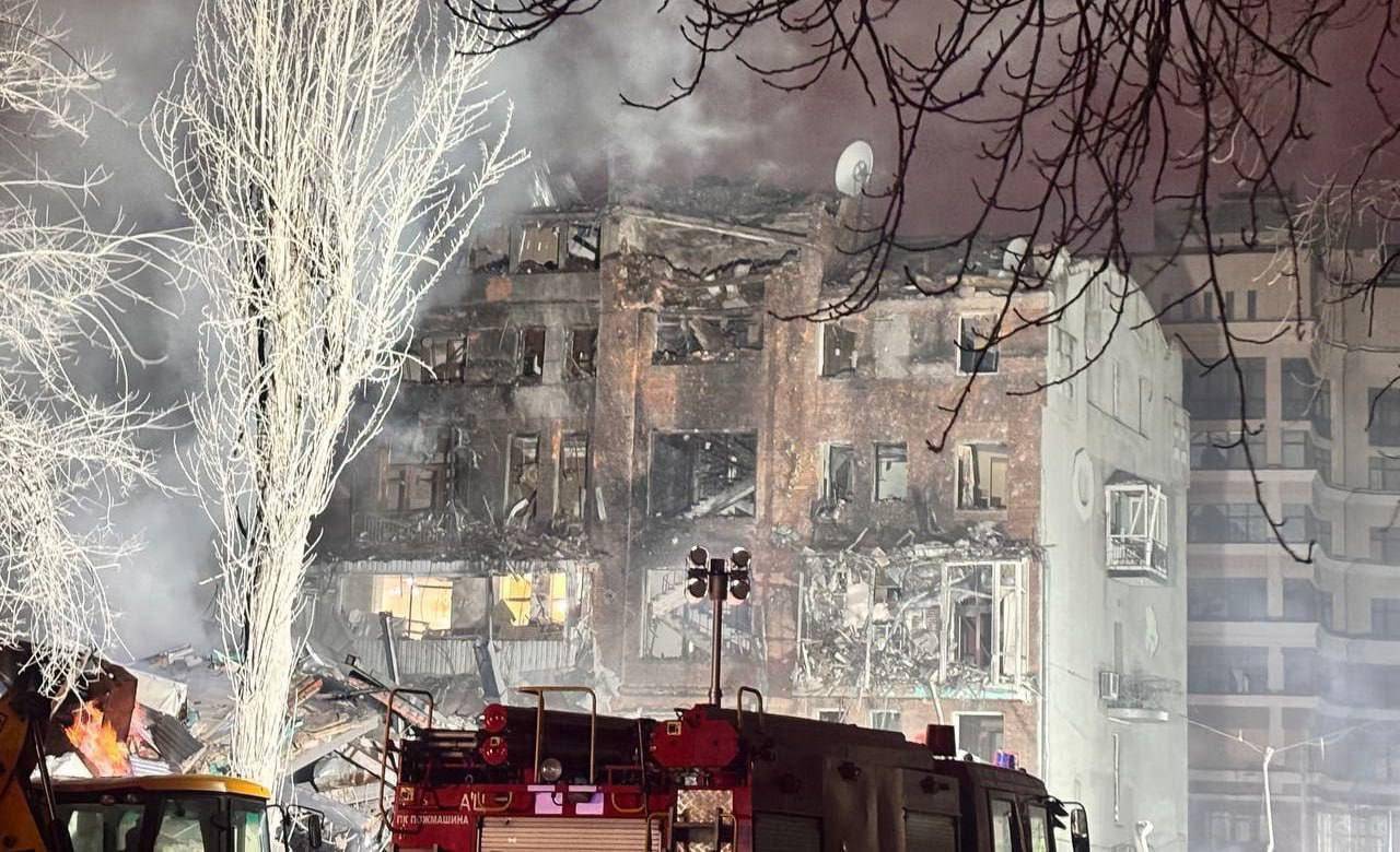 皇冠信用会员账号注册_斩首乌克兰高官皇冠信用会员账号注册,俄军图95升空被召回,发生了什么?基辅空战爆发