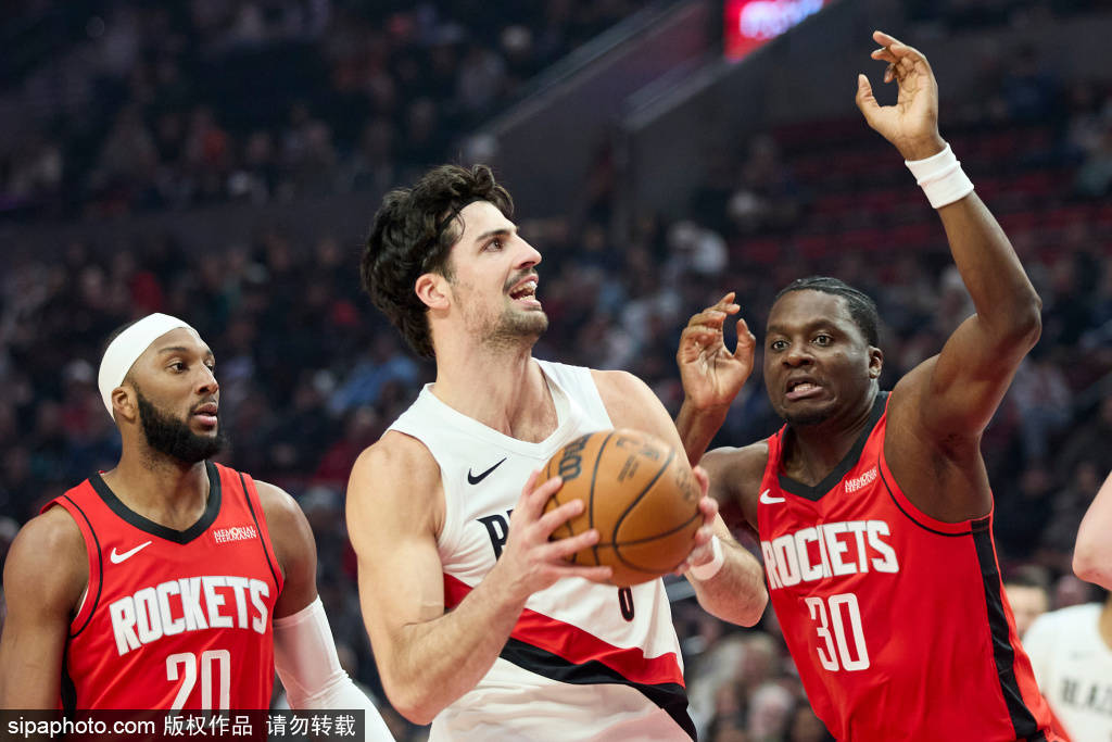 皇冠信用网登3出租_火箭队跃升至联盟第三：伤病频发下的坚韧与应对