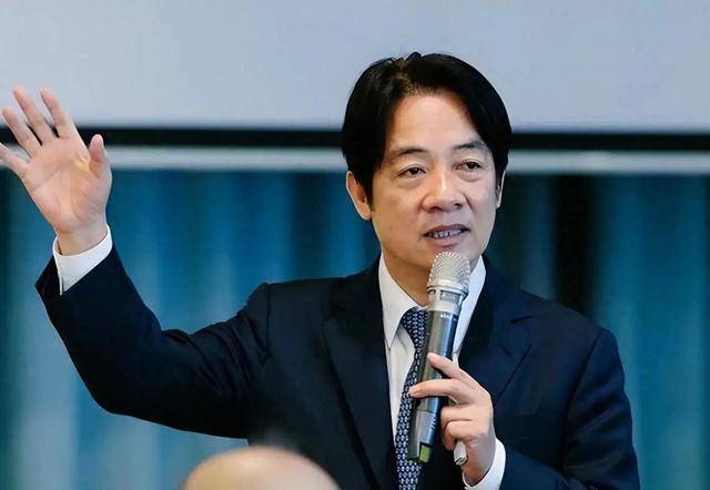 皇冠信用网足球代理_高市早苗刚祝贺春节皇冠信用网足球代理，赖清德就拜年，8字通告全岛，心思全摆在明面