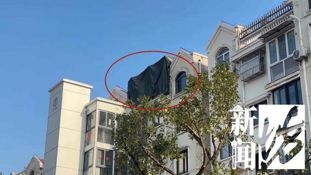 皇冠信用盘正网 _“连我妈在哪打拳都知道”！男子通过12345实名举报邻居违建后隐私被泄露皇冠信用盘正网 ，谁干的？